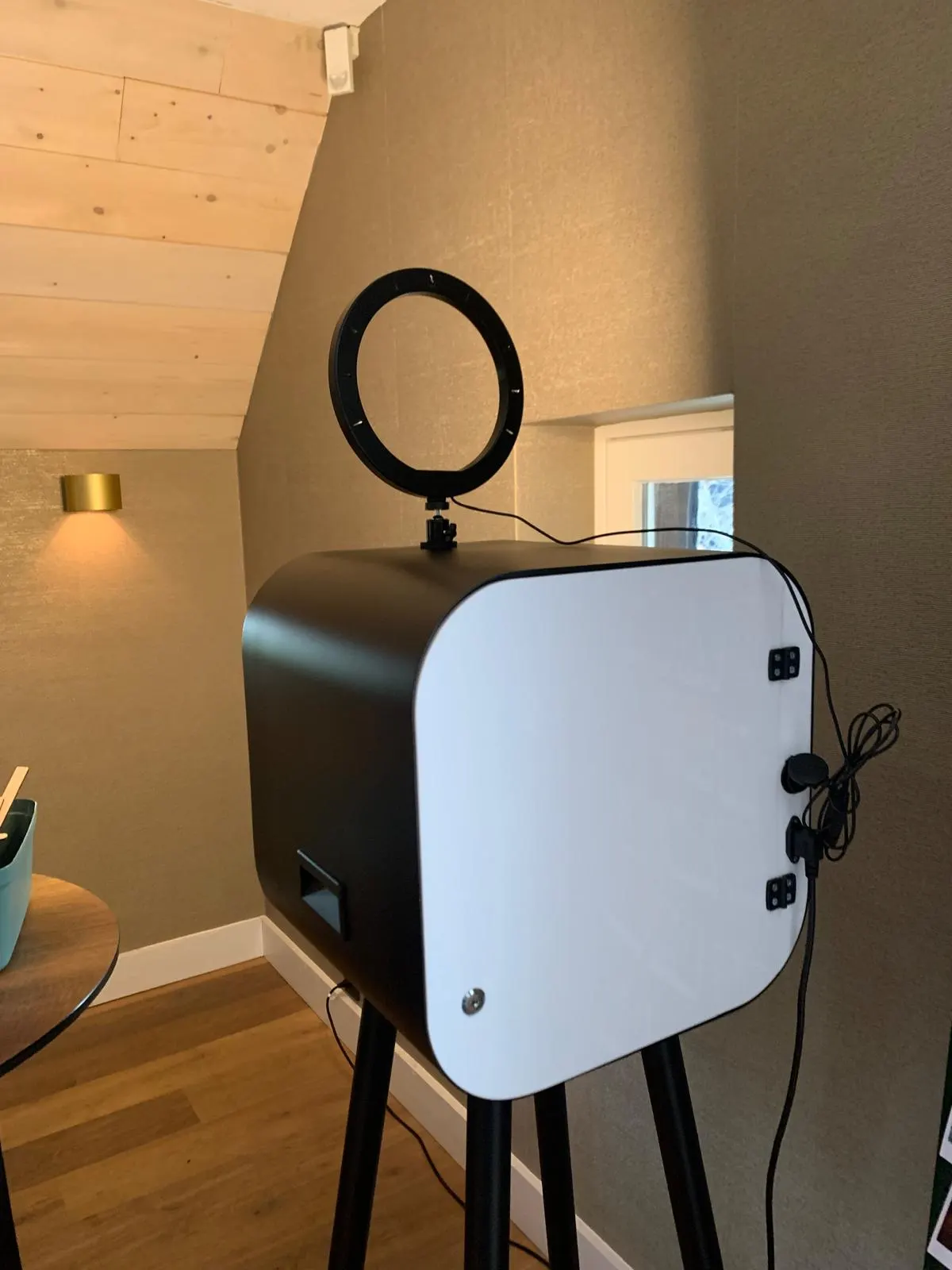 Photobooth van Grunn Fotofunn op een evenementlocatie