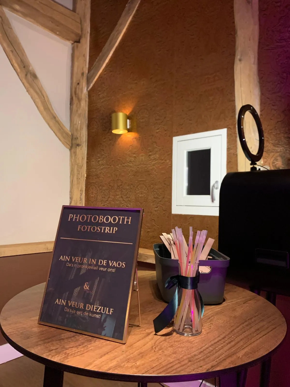 Photobooth van Grunn Fotofunn op een evenementlocatie