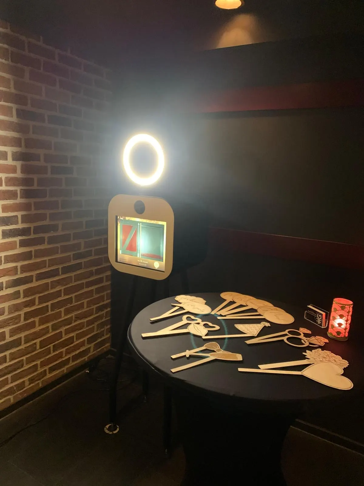 Photobooth van Grunn Fotofunn op een evenementlocatie