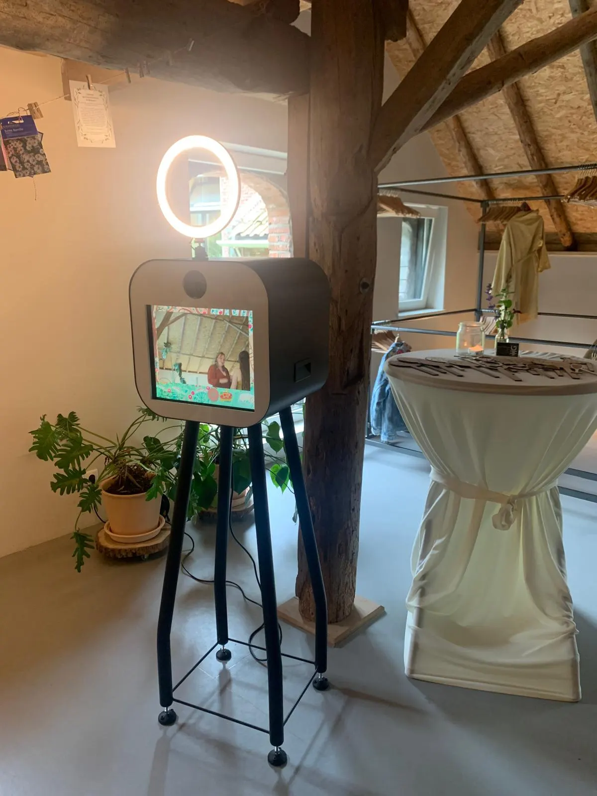 Photobooth van Grunn Fotofunn op een evenementlocatie