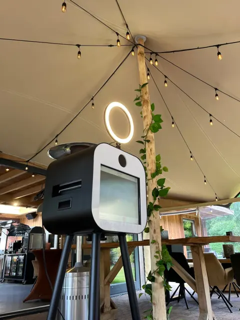 Photobooth van Grunn Fotofunn op een evenementlocatie