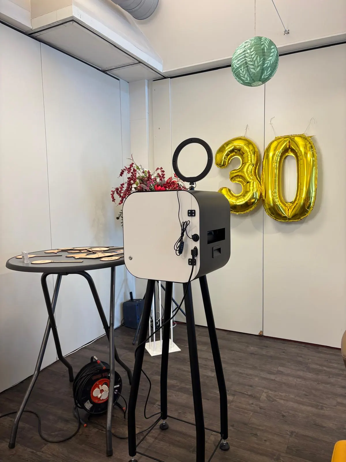 Photobooth van Grunn Fotofunn op een evenementlocatie